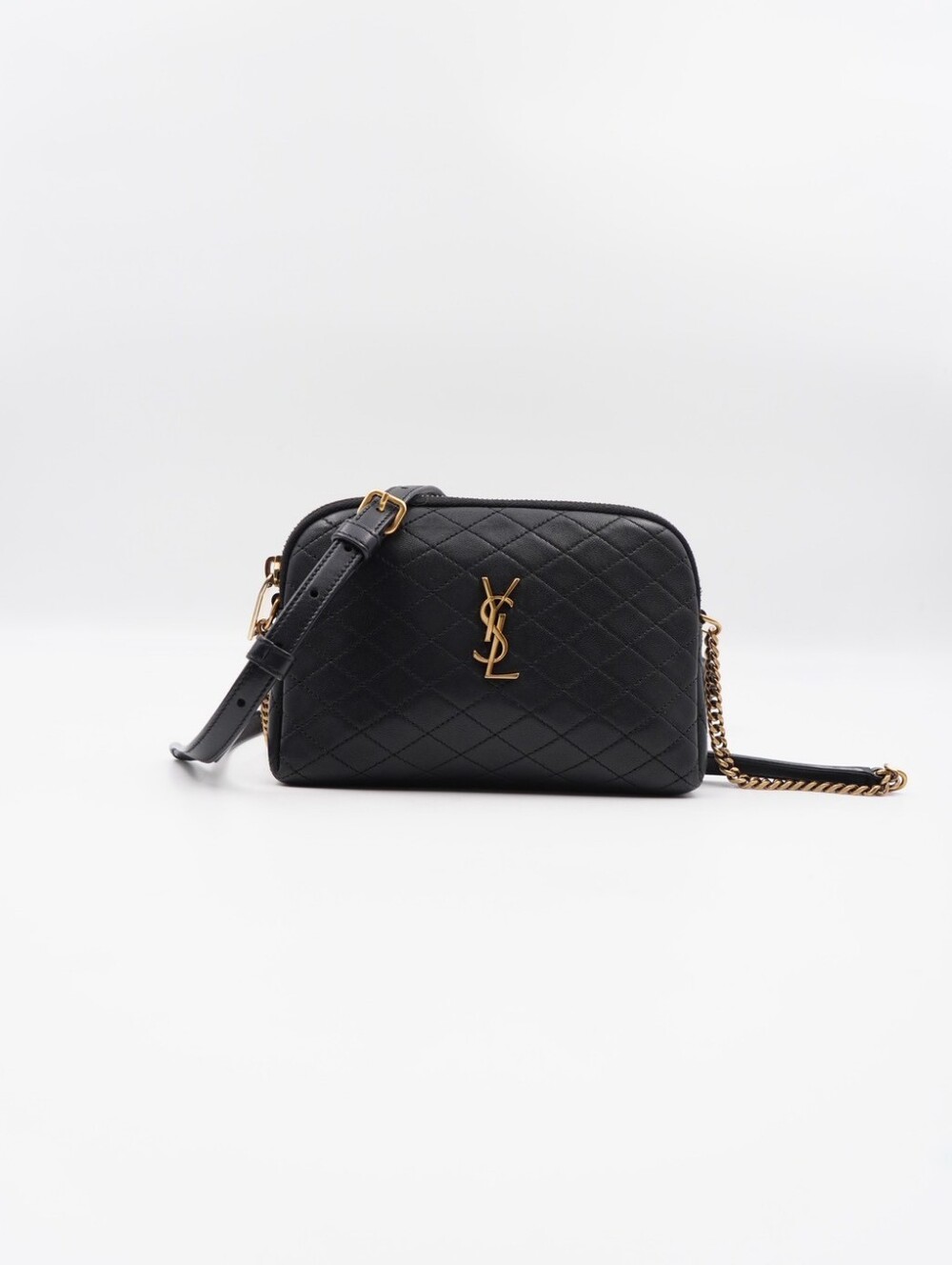 CK64 💕 Saint Laurent Lambskin Quilted Gaby Zipped Crossbody